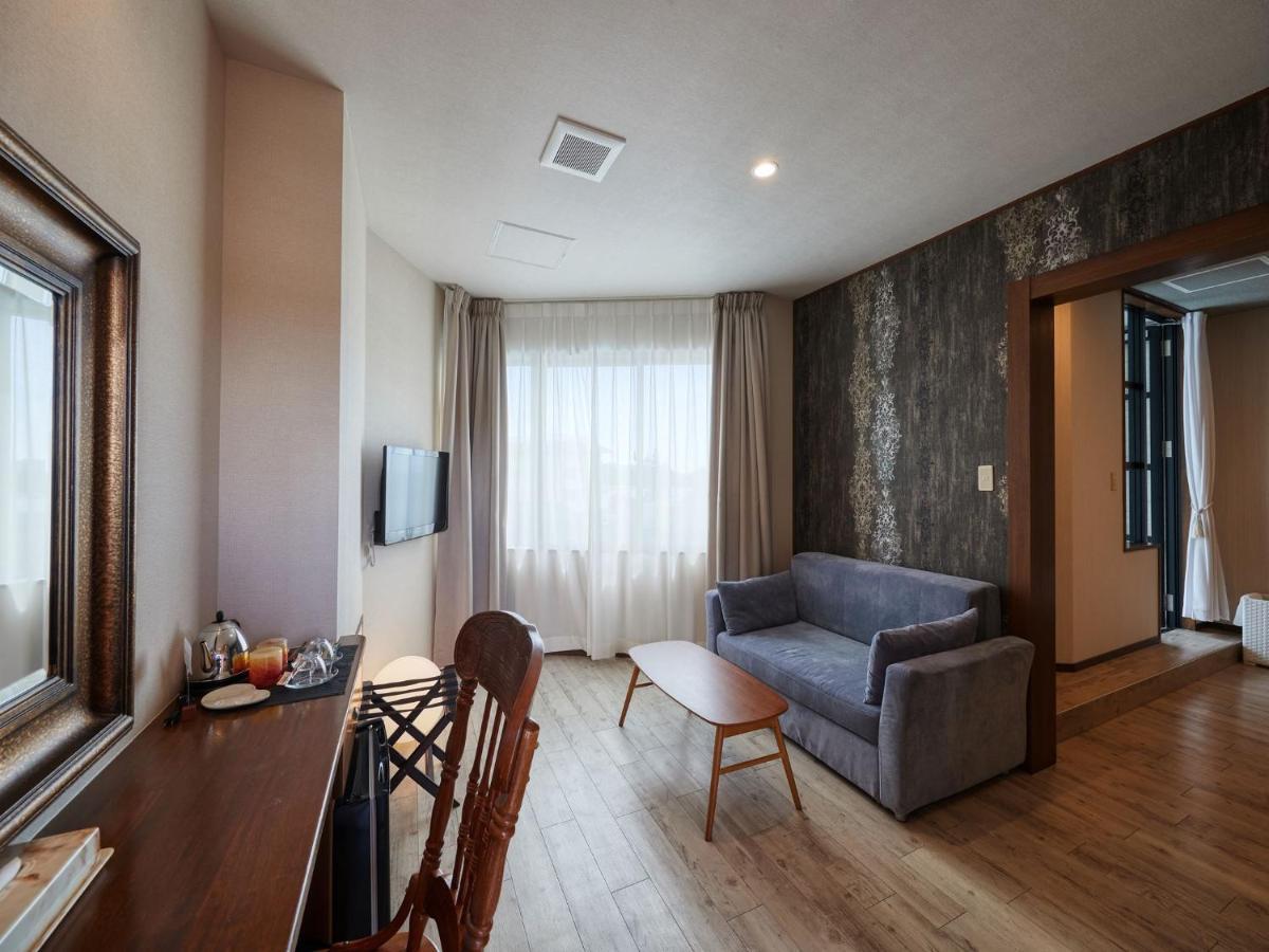La Casa Panacea Okinawa Resort Onna Buitenkant foto